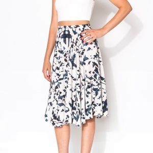 Yumi Kim Cassidi Skirt White pattern Size Small